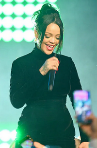 Rihanna - Super Bowl